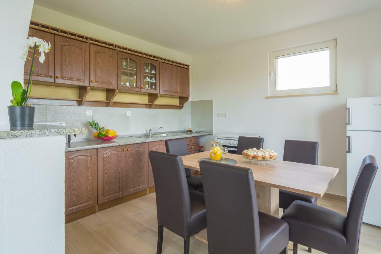 Apartment Kozina Zadar Buitenkant foto